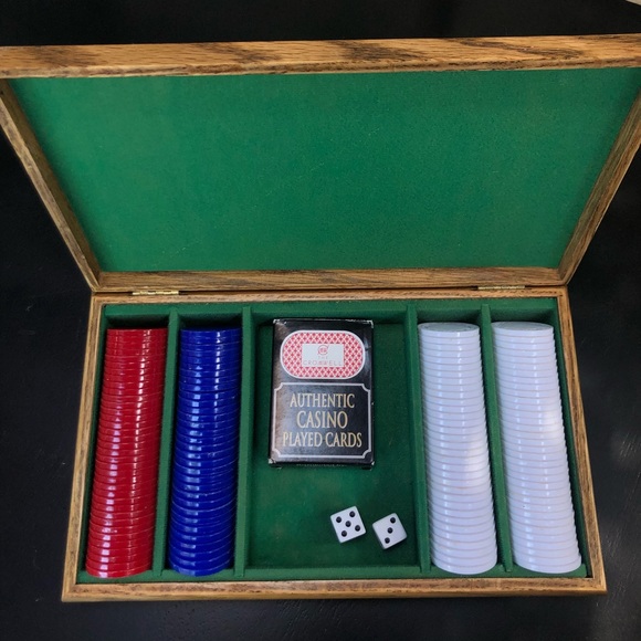 Vintage Poker Set - Picture 3 of 4
